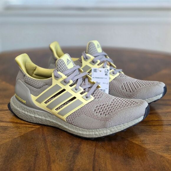 Adidas Ultraboost 1.0 Putty Beige Powder Yellow Black New JR3370 Men's Size 8.5 - Picture 4 of 14
